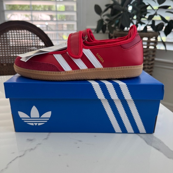 NEW Adidas Samba Jane Scarlet Red size 7.5 - Picture 1 of 8